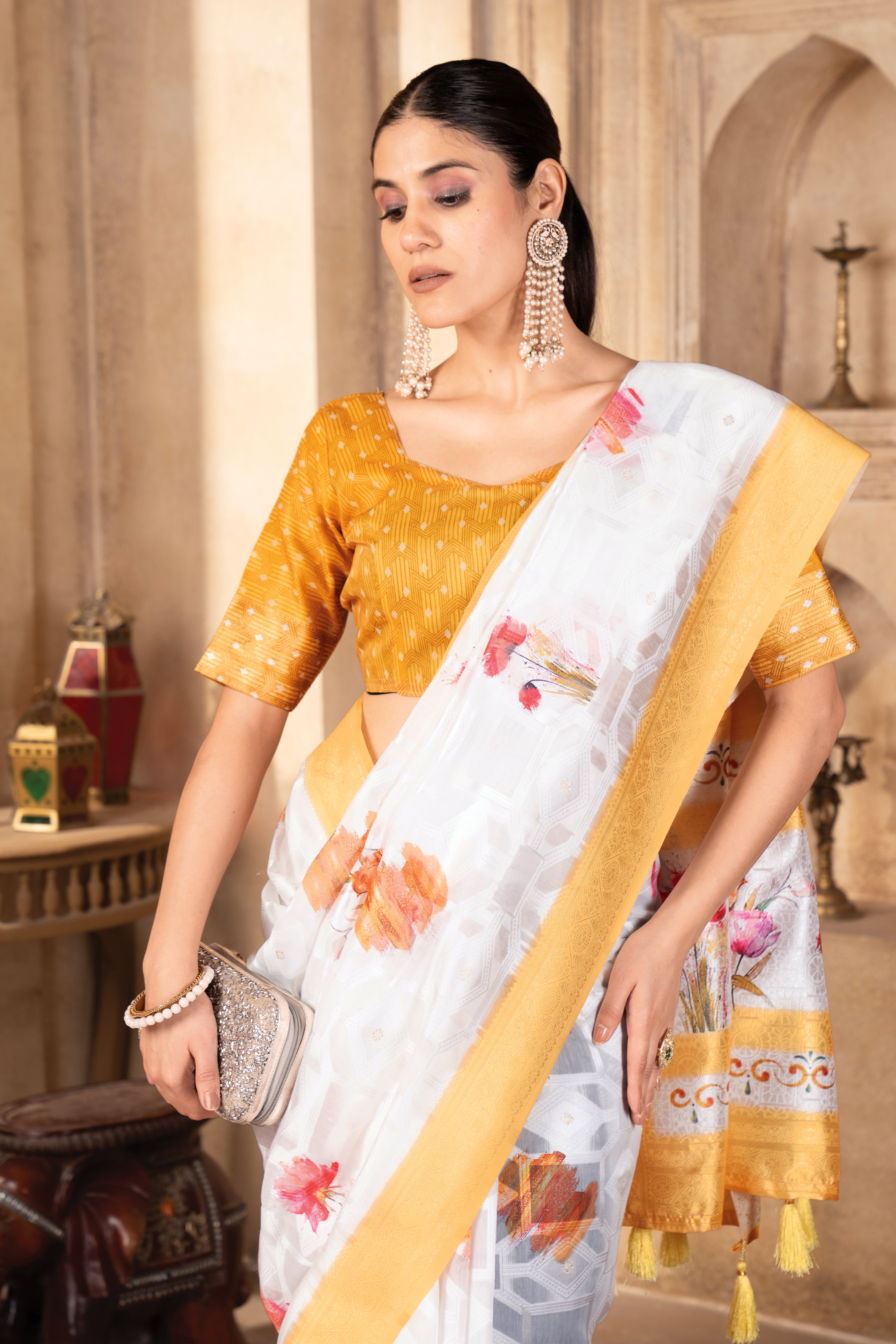 Pranamita Lakhnavi Yellow Blend Cotton Floral Digital Print Saree